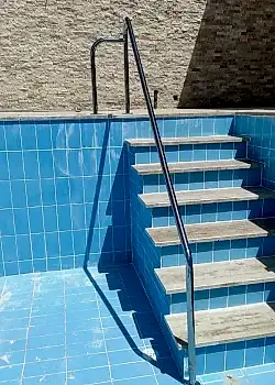 Paslanmaz 316 Kalite Özel Korkuluk Uygulaması Havuz Yapımı